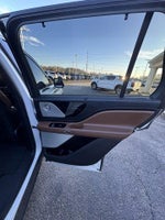 2020 Aviator Thumbnail 32