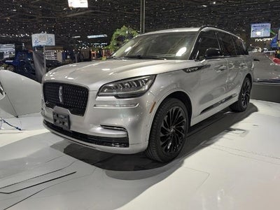 Photo of a 2023 Lincoln Aviator AWD Reserve 4DR SUV for sale