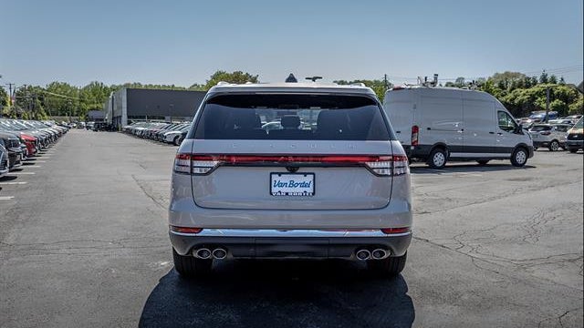 2025 Lincoln Aviator Reserve