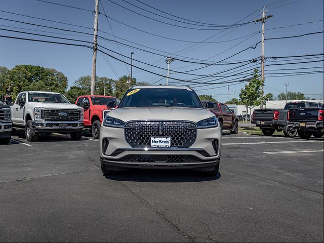 2025 Lincoln Aviator - $60,990