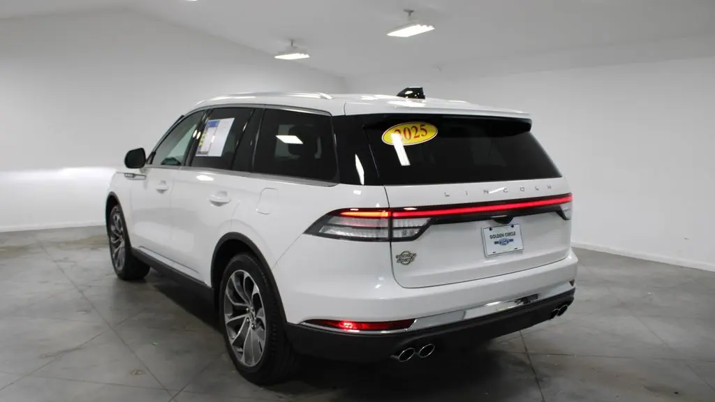 2025 Lincoln Aviator Reserve