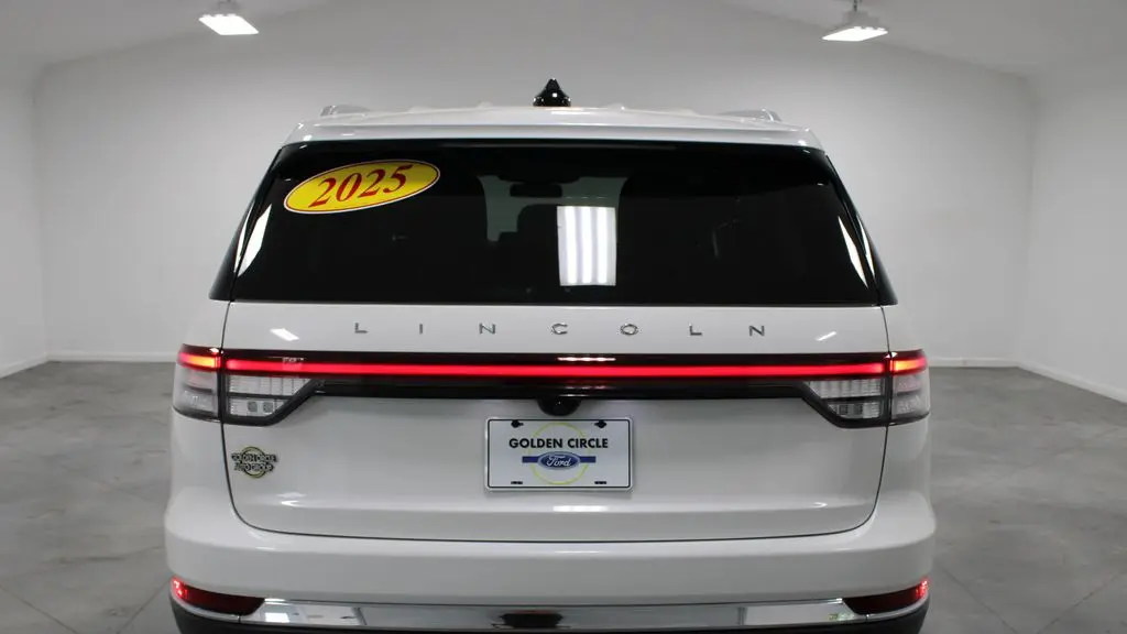 2025 Lincoln Aviator Reserve