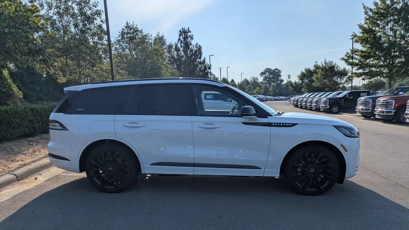 2025 Lincoln Aviator Reserve