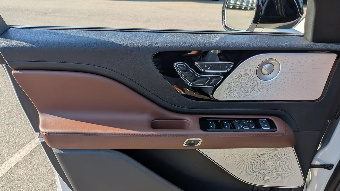 2025 Lincoln Aviator Reserve