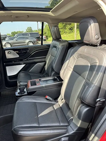 2020 Lincoln Aviator - $31,998