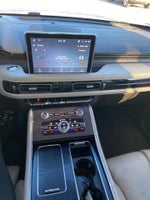 2021 Aviator Thumbnail 12