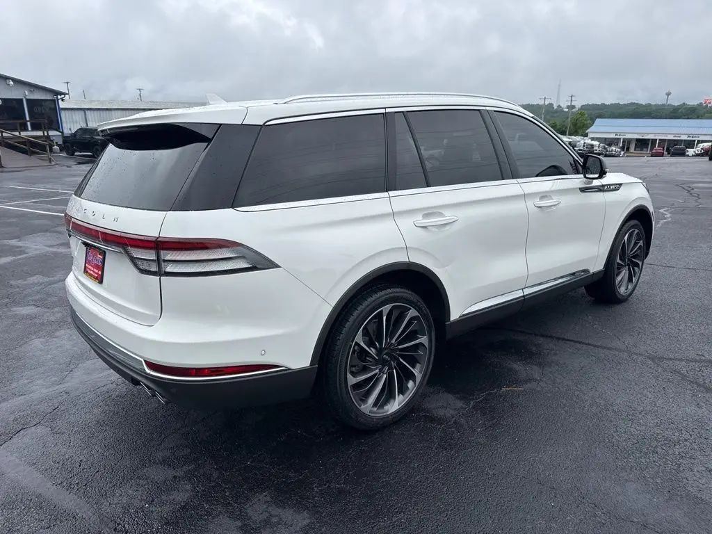 2022 Lincoln Aviator - $39,737