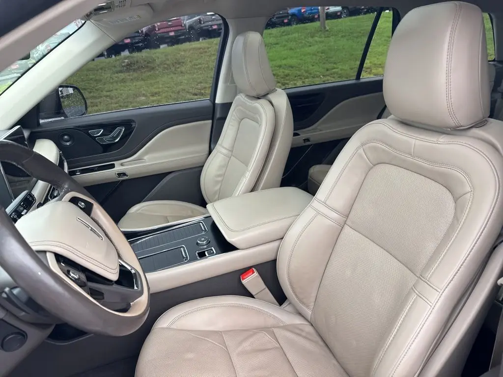 2022 Lincoln Aviator - $39,737