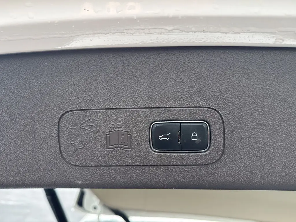 2022 Lincoln Aviator - $39,737