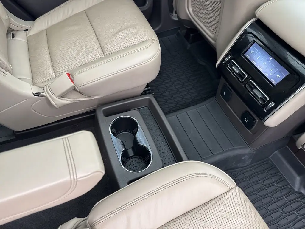2022 Lincoln Aviator - $39,737