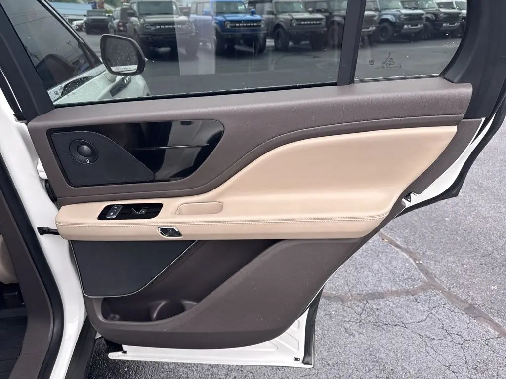 2022 Lincoln Aviator - $39,737