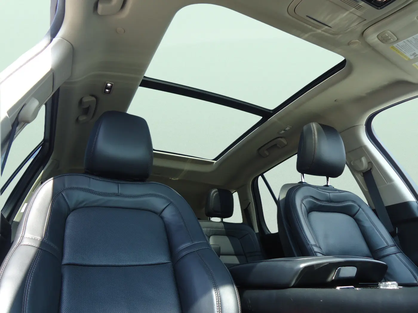 2023 Lincoln Aviator - $46,900