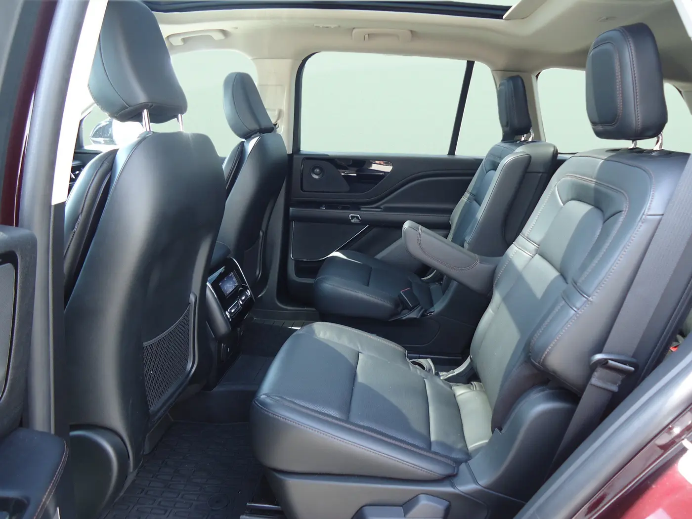 2023 Lincoln Aviator - $46,900