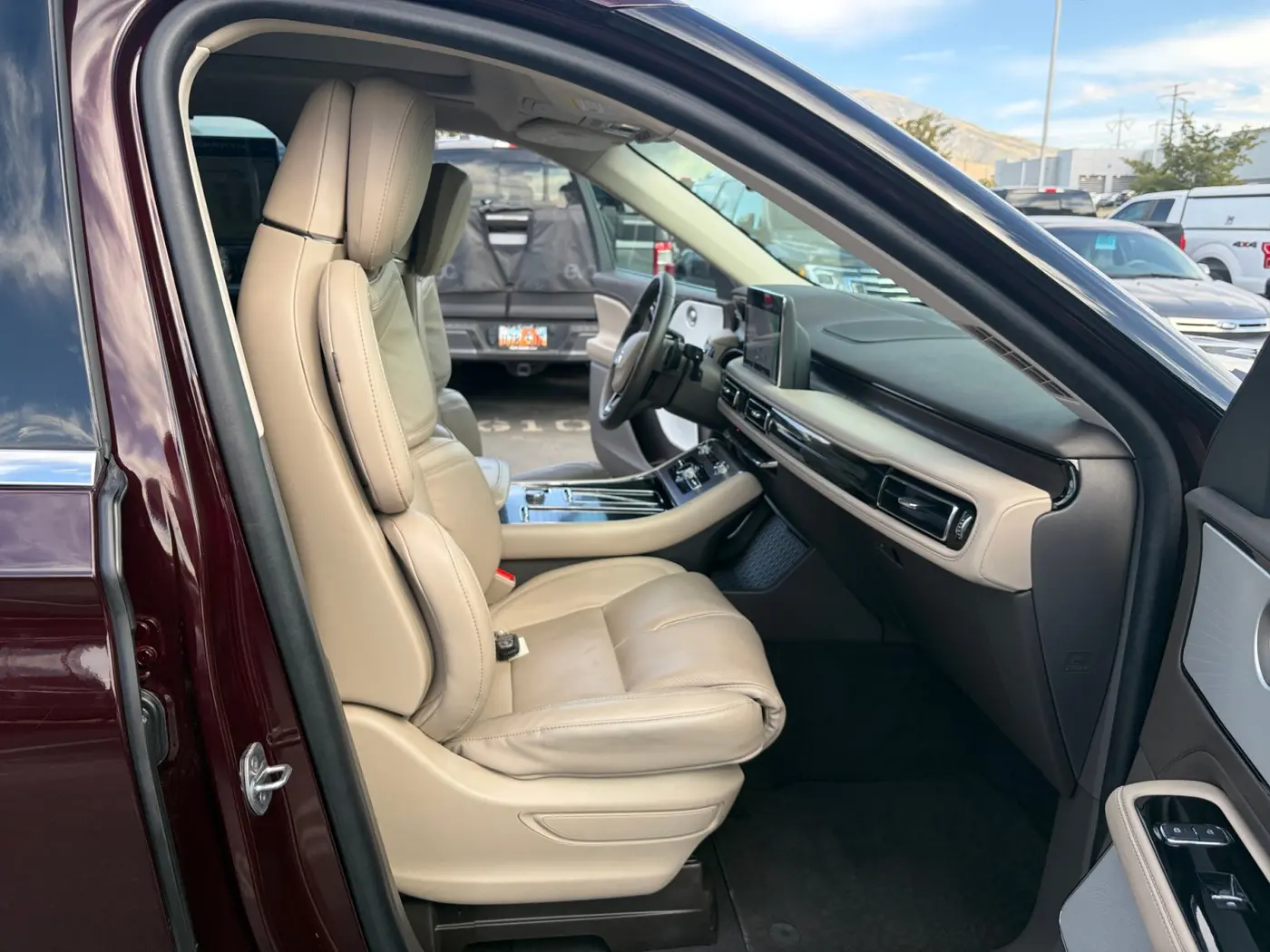 2024 Lincoln Aviator - $50,786