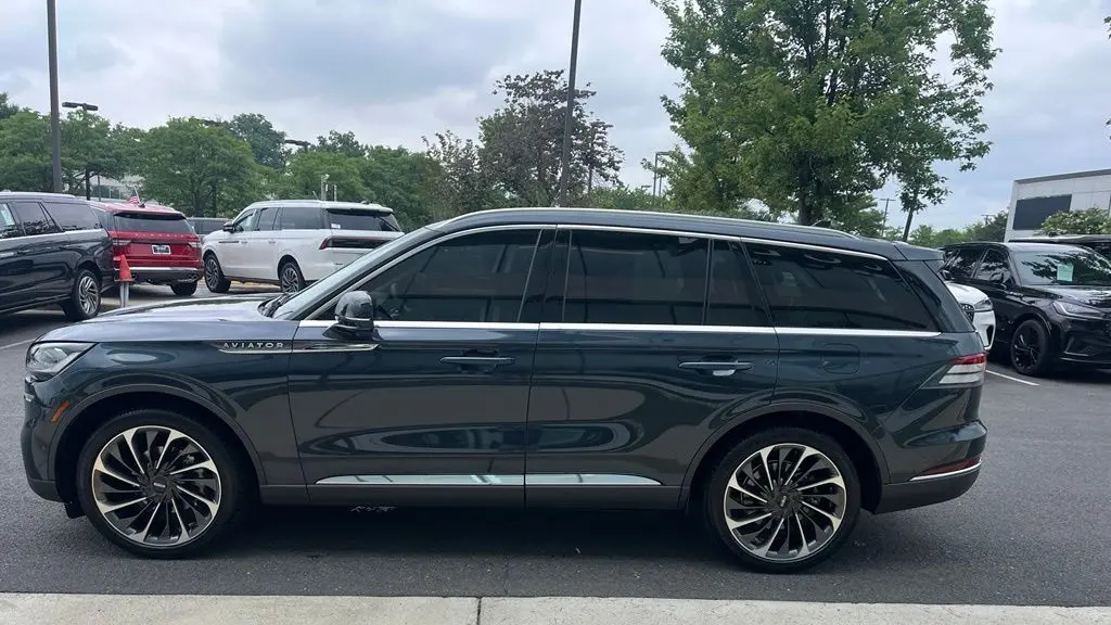 2024 Lincoln Aviator Reserve