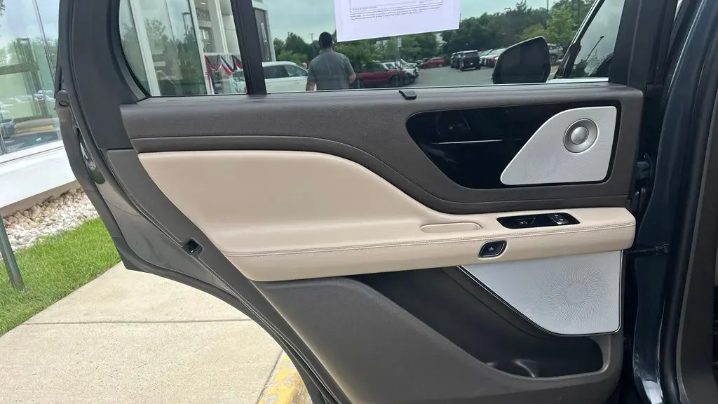 2024 Lincoln Aviator Reserve