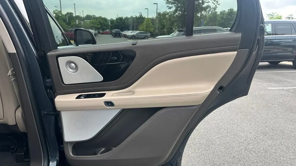 2024 Lincoln Aviator Reserve