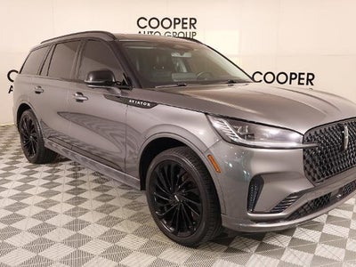 Photo of a 2025 Lincoln Aviator AWD Reserve 4DR SUV for sale