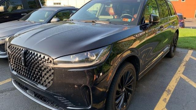 Preowned 2025 Lincoln Aviator Reserve for Sale