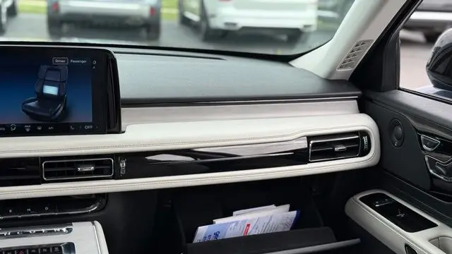 2025 Lincoln Aviator Reserve