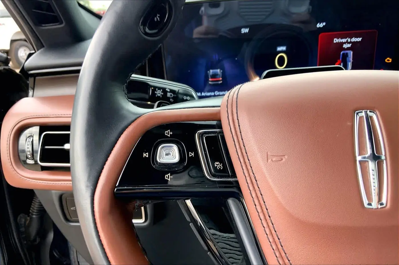 2025 Lincoln Aviator - $58,362