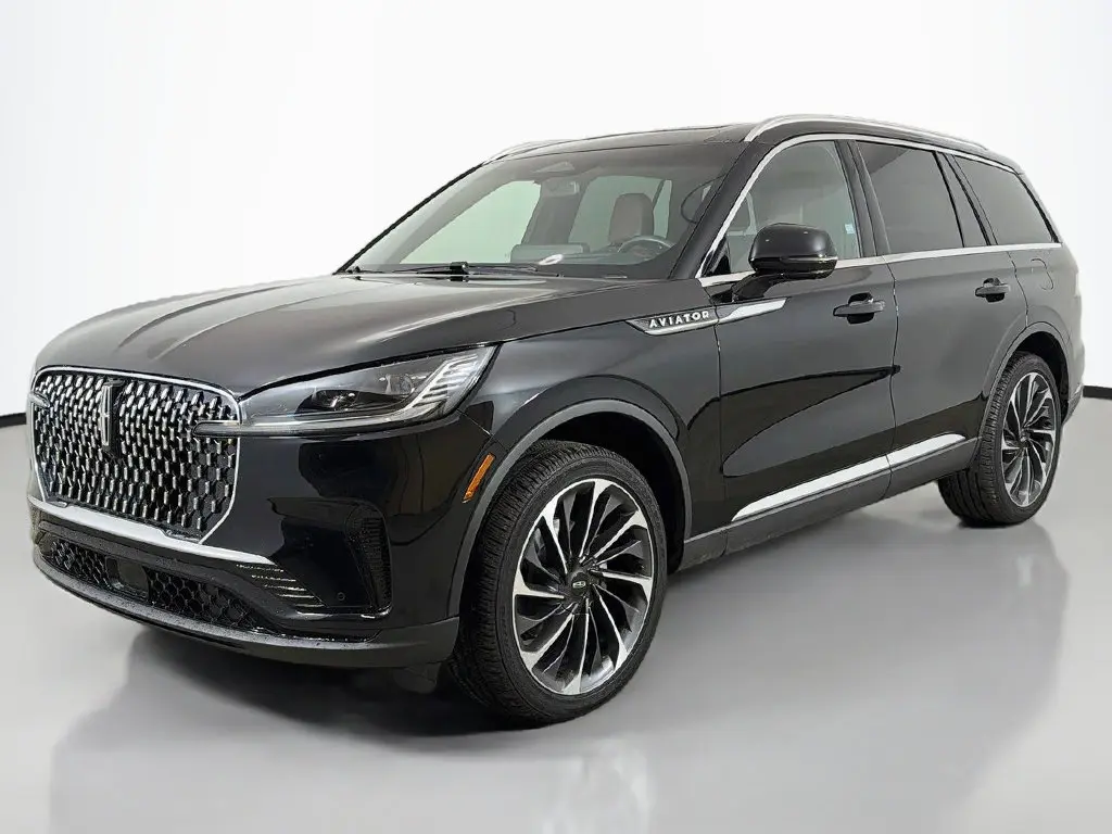 2025 Lincoln Aviator - $59,990