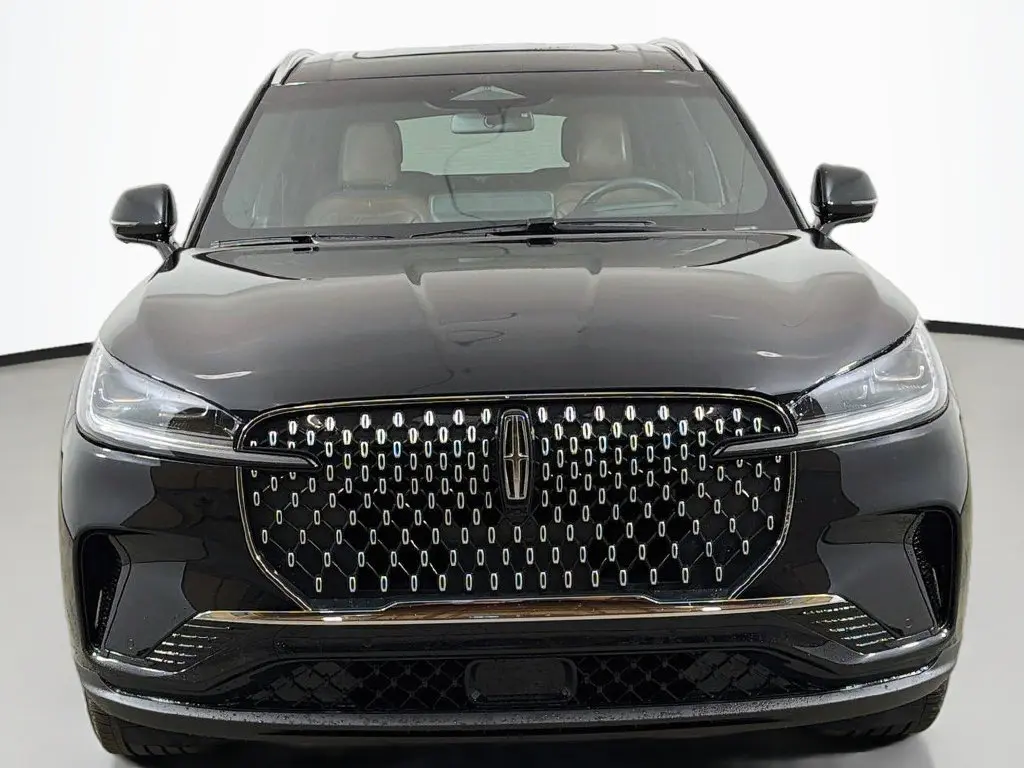 2025 Lincoln Aviator - $59,990