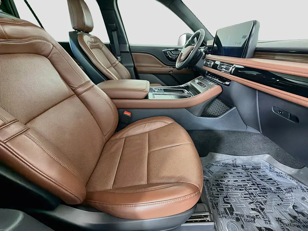2025 Lincoln Aviator - $59,990