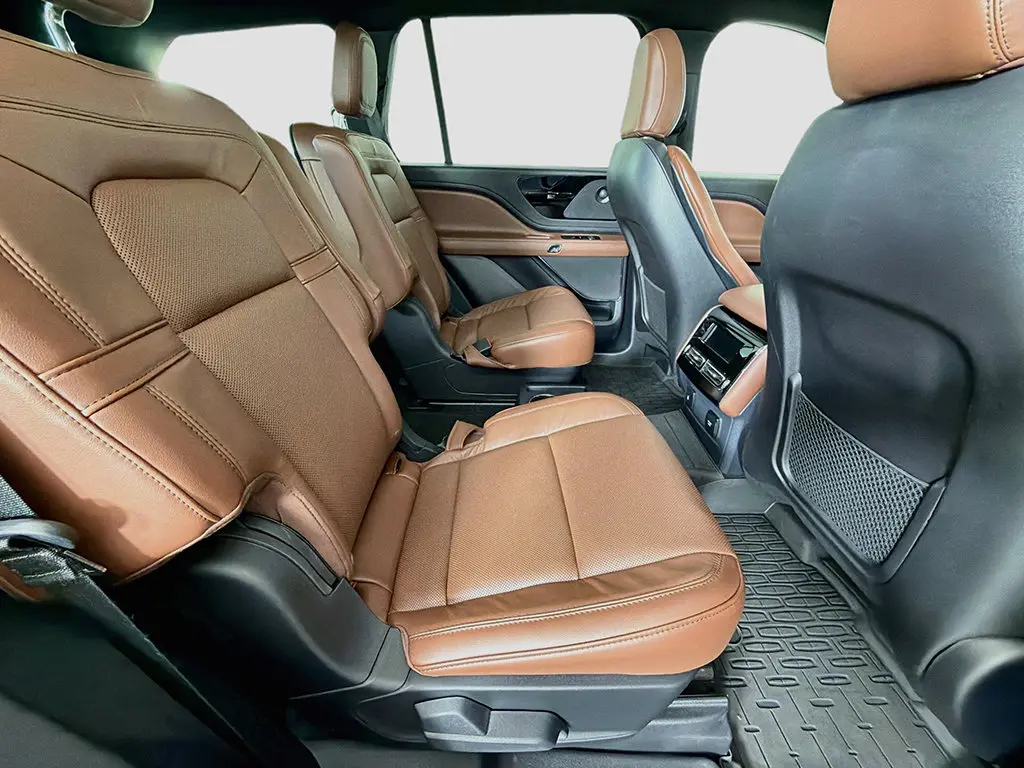 2025 Lincoln Aviator - $59,990