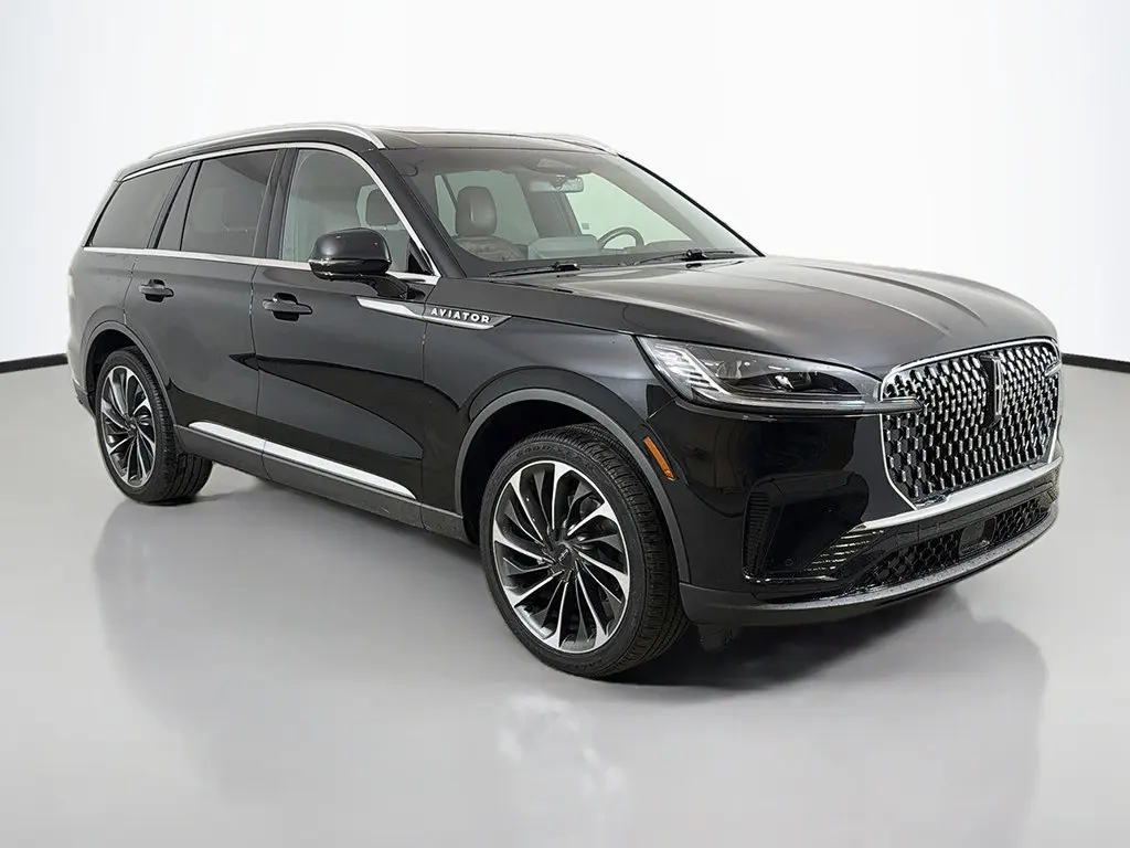 2025 Lincoln Aviator - $59,990