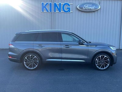 Photo of a 2022 Lincoln Aviator AWD Reserve 4DR SUV for sale