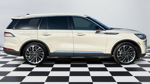 2022 Lincoln Aviator Reserve