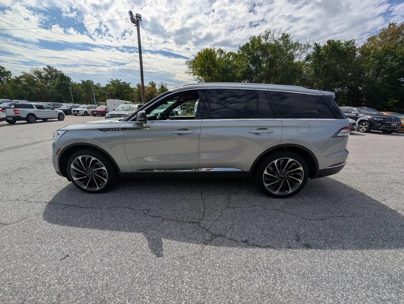 2024 Lincoln Aviator - $54,500