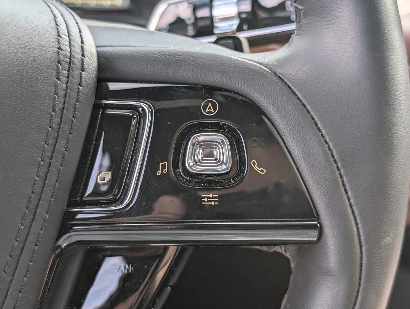 2024 Lincoln Aviator - $54,500