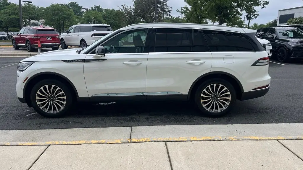 2024 Lincoln Aviator Reserve