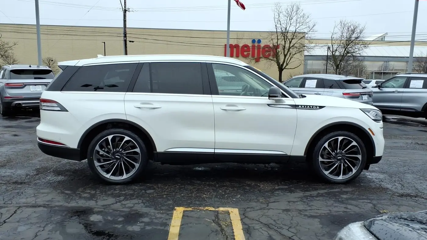 2023 Lincoln Aviator Reserve