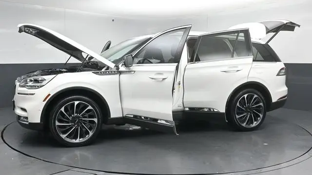 2024 Lincoln Aviator Reserve