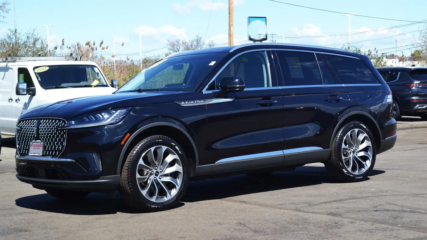 Preowned 2025 Lincoln Aviator Reserve for Sale