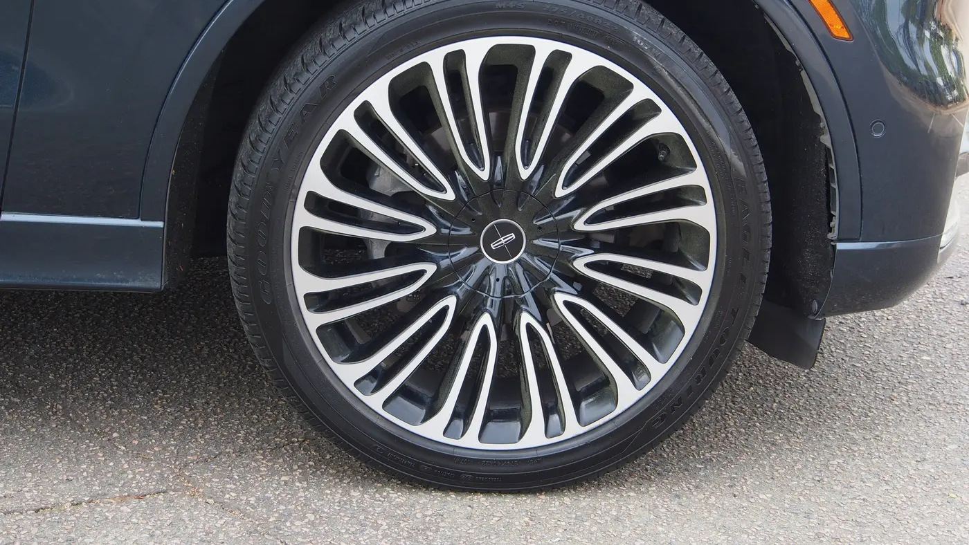 2024 Lincoln Aviator Black Label