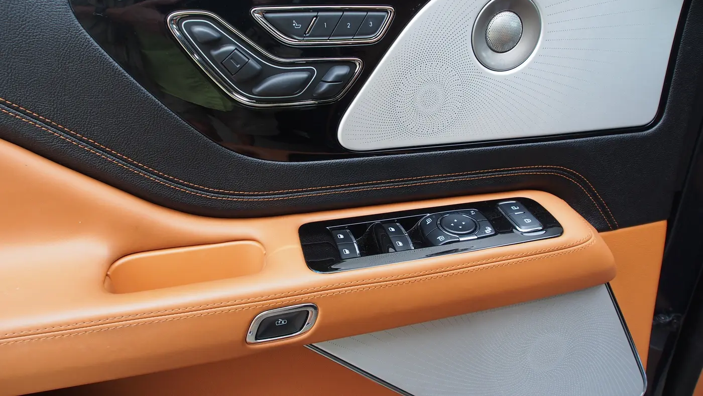 2024 Lincoln Aviator Black Label