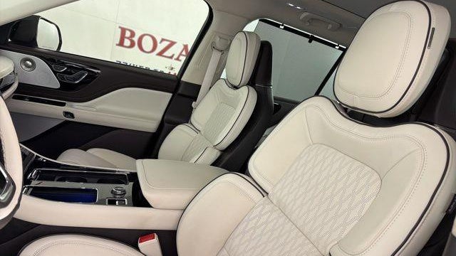 2024 Lincoln Aviator Black Label