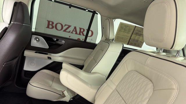 2024 Lincoln Aviator Black Label