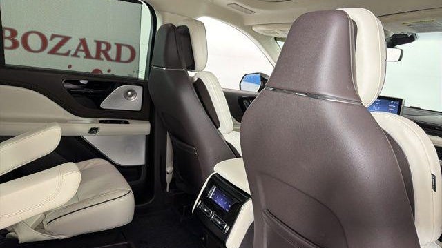 2024 Lincoln Aviator Black Label