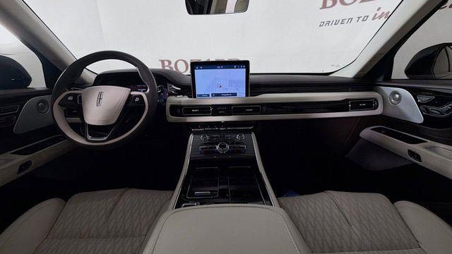 2024 Lincoln Aviator Black Label