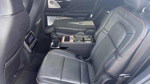 2025 Lincoln Aviator Black Label