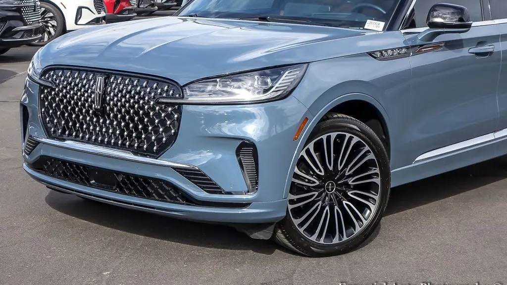 2025 Lincoln Aviator Black Label
