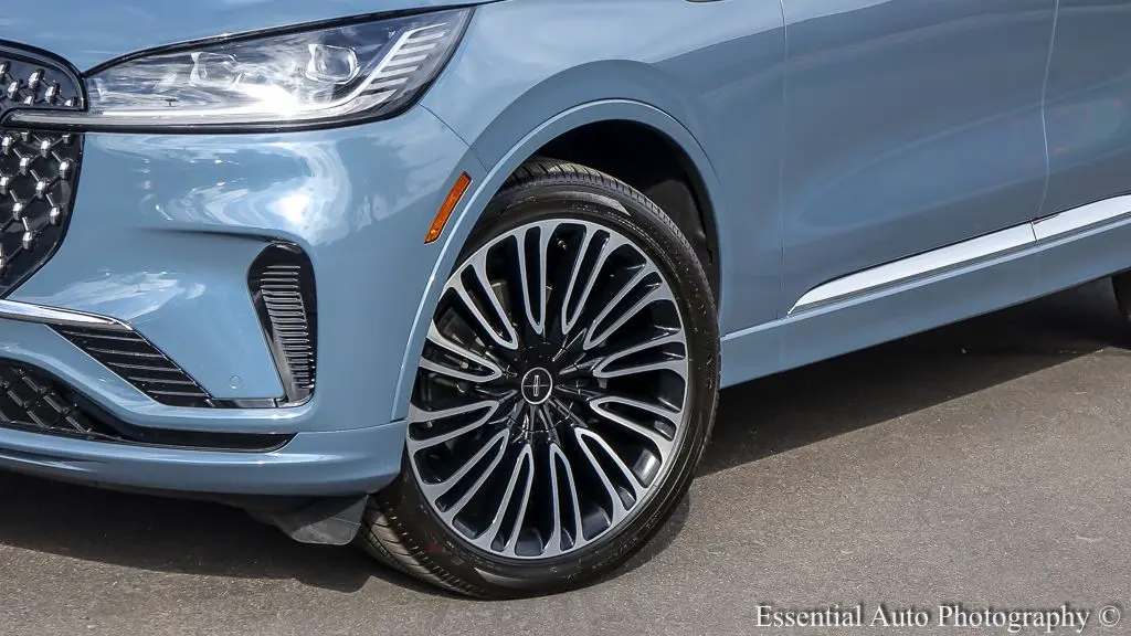 2025 Lincoln Aviator Black Label
