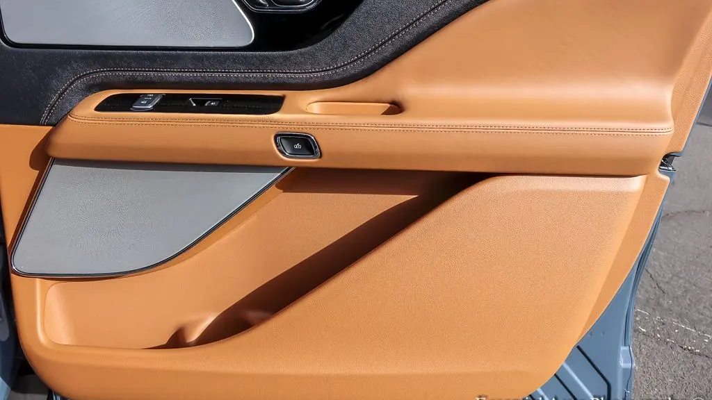 2025 Lincoln Aviator Black Label