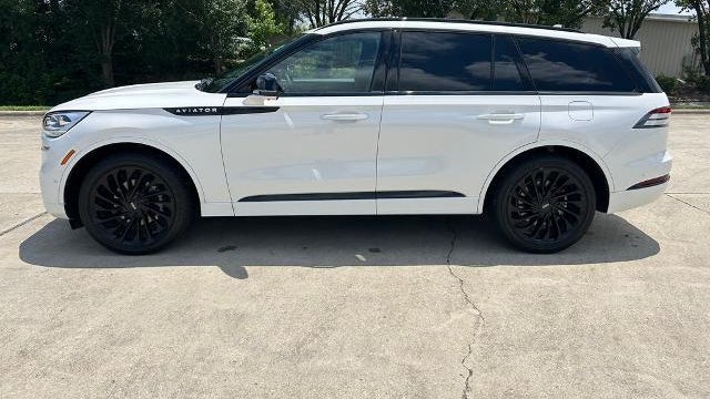 2024 Lincoln Aviator Black Label