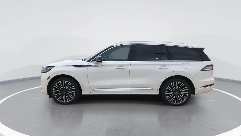 2025 Lincoln Aviator Black Label